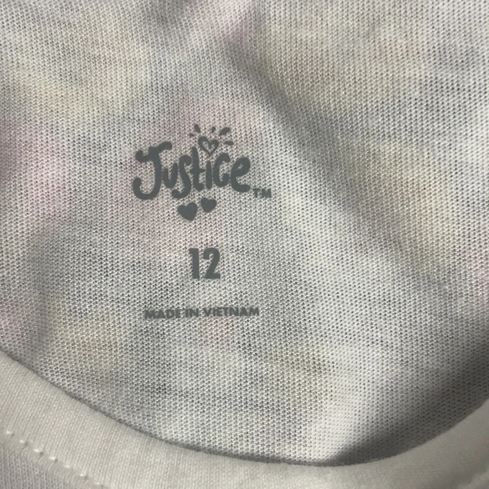 Girl's Large, Justice white graphic Tee, Peace happiness love, NWOT, Glitter
